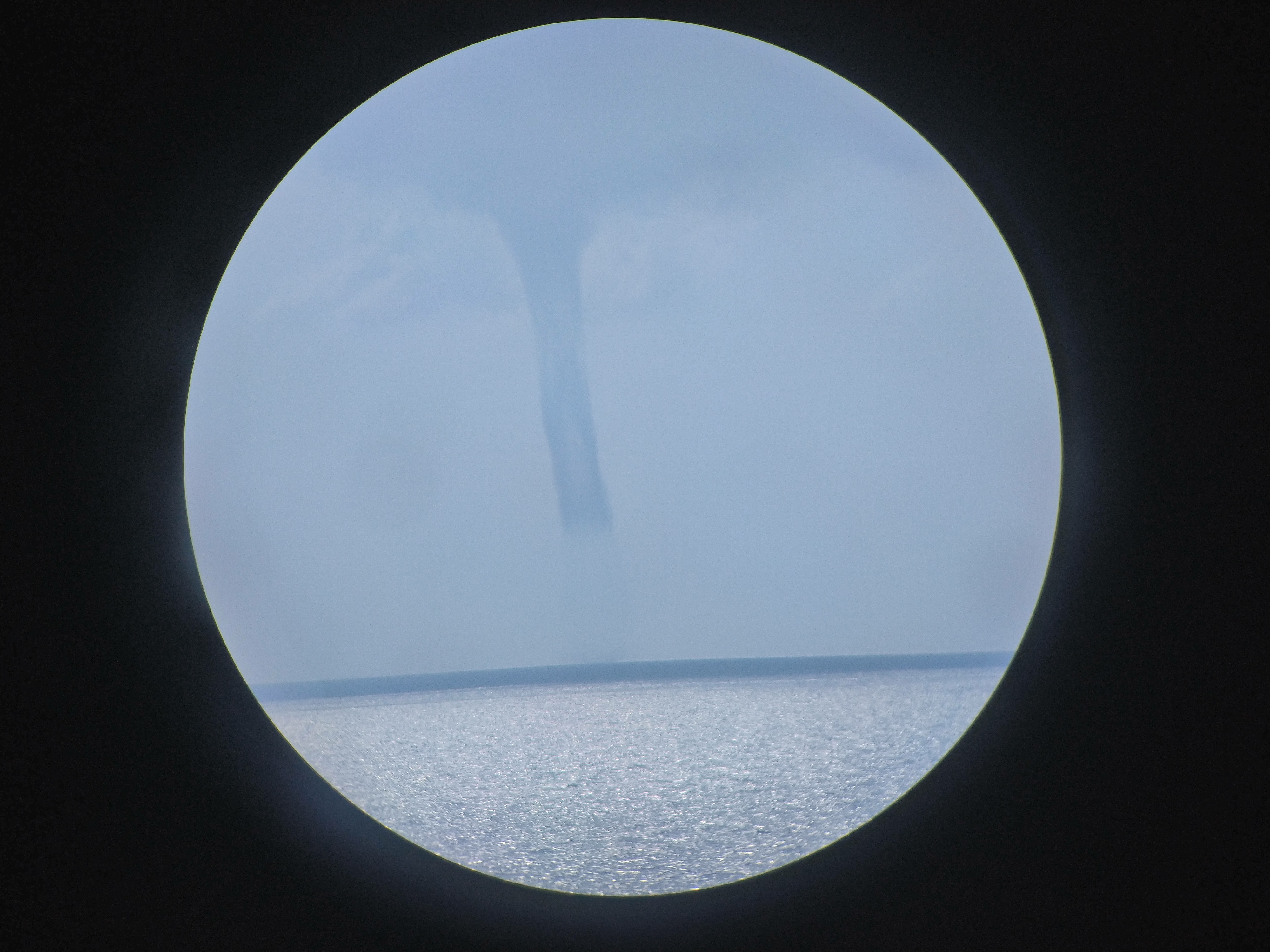 Waterspout (2).JPG